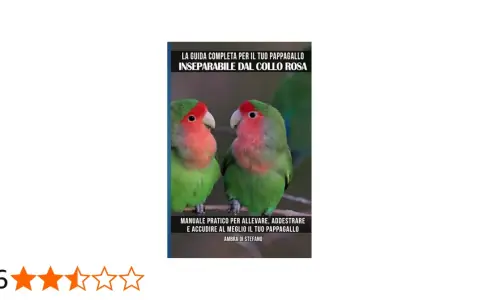 Due pappagalli inseparabili dal collo rosa, ritratti in un tenero abbraccio, sembrano proprio pappagalli innamorati.